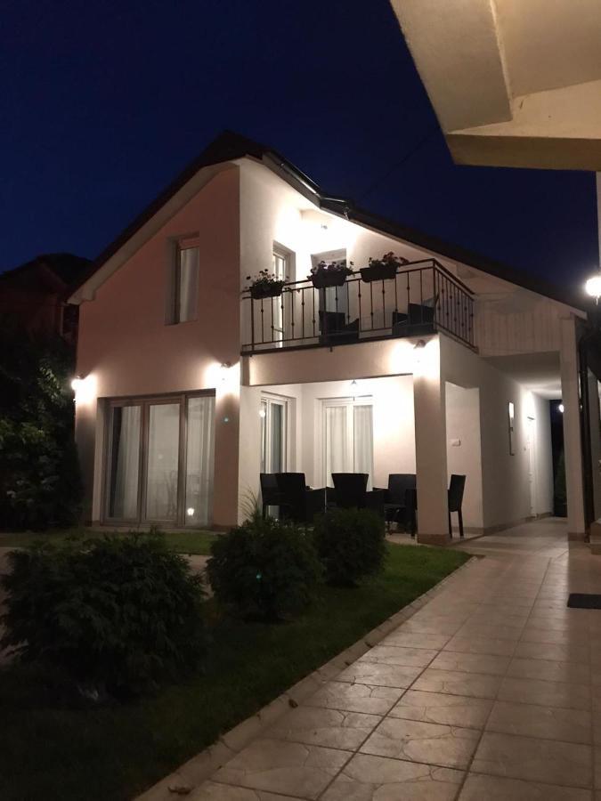 Villa Kuca Ema Belgrad Exterior foto