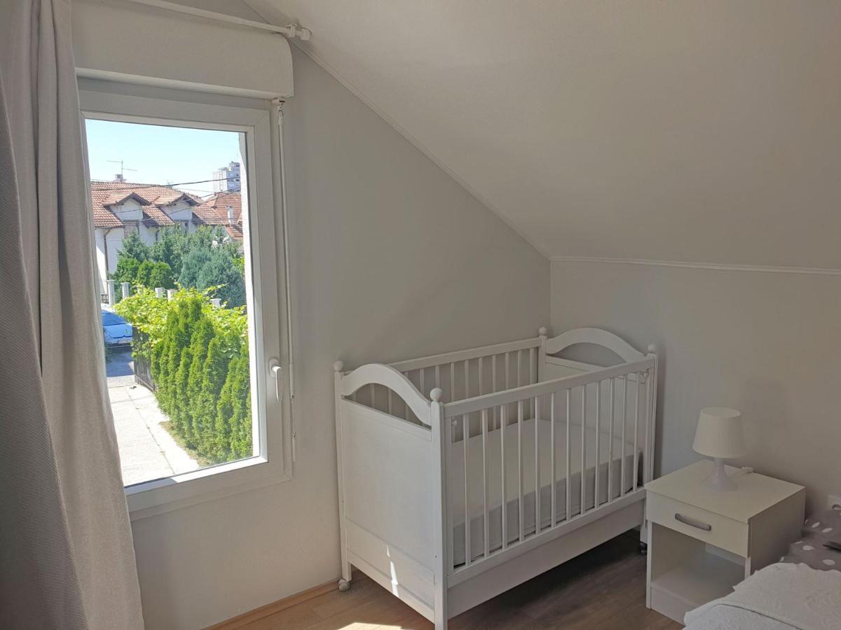 Villa Kuca Ema Belgrad Exterior foto