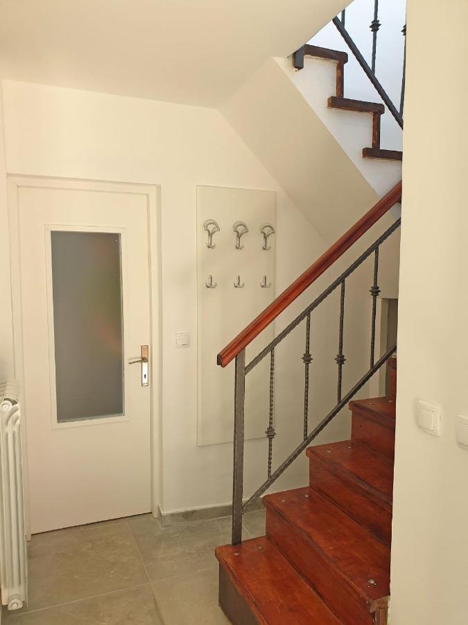 Villa Kuca Ema Belgrad Exterior foto
